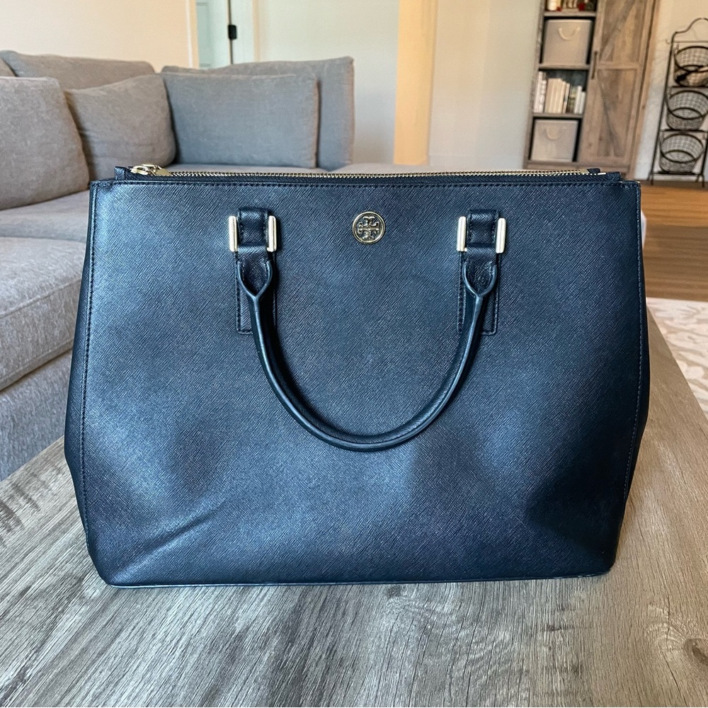 LIKE NEW Tory Burch Double Zip Purse